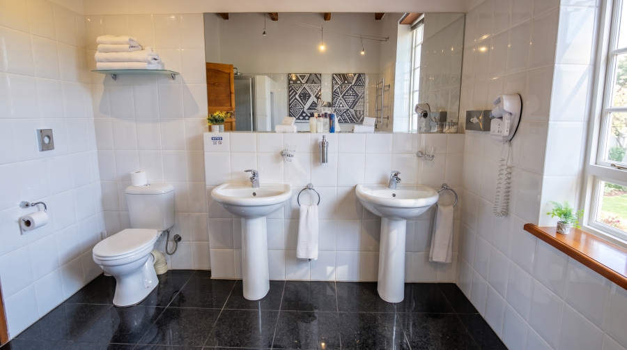 8 Bedroom Property for Sale in Swellendam Western Cape
